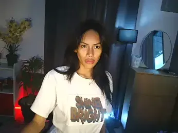 GuinevereBaroque webcam model stream image
