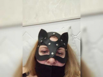 Zina2323 webcam bongacams model stream image