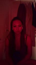 Lolasiat webcam model stream image