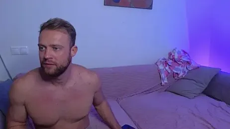 MaxMia webcam stripchat model stream image