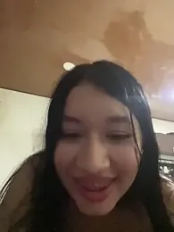 emi_star webcam model stream image