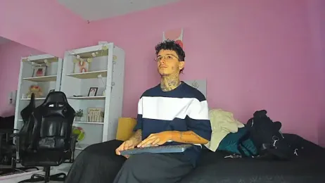 Ian_Castillo_ webcam model stream image