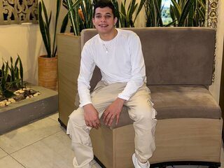 Luca Dave webcam model stream image