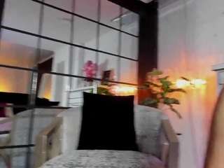 megan-diamond webcam model stream image