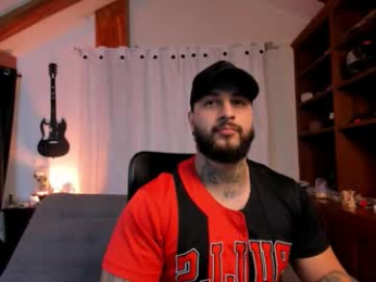 max_dic1 webcam model stream image