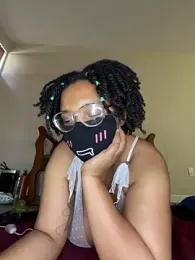SamiTsunami webcam model stream image