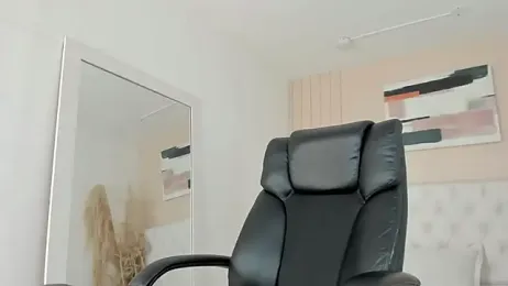 HOLY_BIGASS webcam model stream image