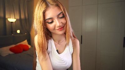 TrangMynnerlyn webcam model stream image