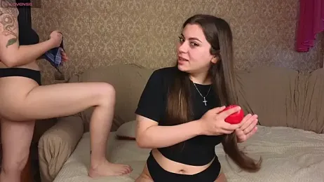 yourfav0ritegirls webcam model stream image