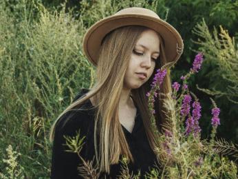 KarenLowe webcam model stream image