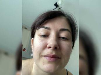 KatrinZeta webcam model stream image