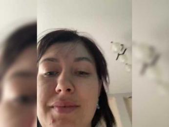 KatrinZeta webcam model stream image