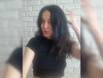 Kisss_Helena webcam model stream image