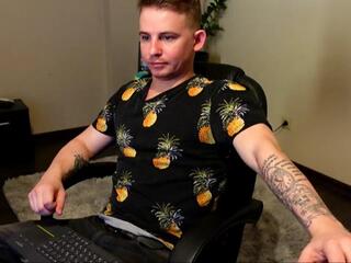 Landon York webcam flirt4free model stream image