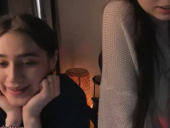 _mayflower_ webcam model stream image