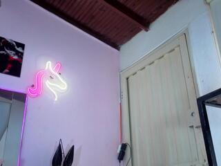 Destinik Sanchez webcam flirt4free model stream image