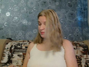 BlondeFox webcam model stream image