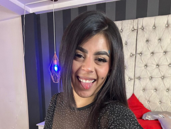 LucySuzuki webcam livejasmin model stream image