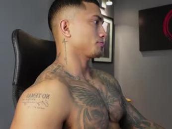 massimo_rizzo_ webcam model stream image