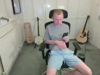 dare_to_be_olly webcam model stream image