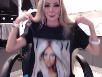 blondalina webcam model stream image