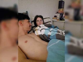 KiraAndDina webcam model stream image