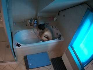 voyeurcam-julmodels-bath-2nd-1 webcam model stream image