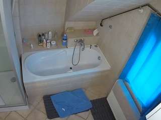 voyeurcam-julmodels-bath-2nd-1 webcam model stream image