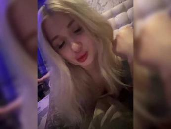 tiki7777 webcam bongacams model stream image