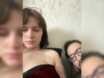 meow-10 webcam model stream image