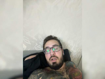 meow-10 webcam bongacams model stream image
