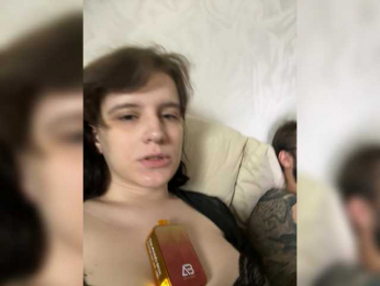 meow-10 webcam model stream image