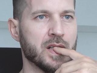 Hadess webcam model stream image