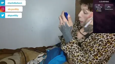 charlotbelucci_ webcam model stream image