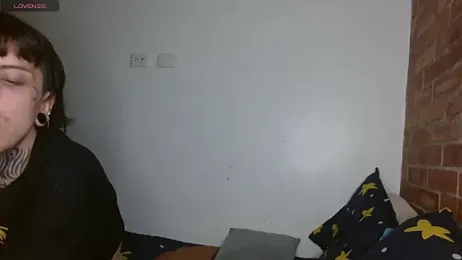 charlotbelucci_ webcam model stream image