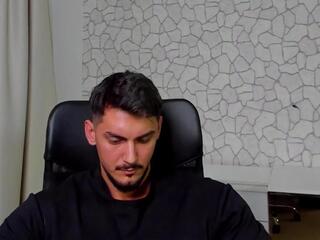 Thomas Reds webcam model stream image