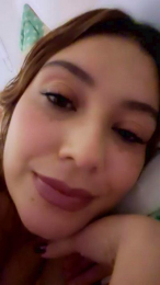 NiaBlazze webcam model stream image