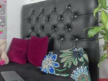 alexander_white13 webcam model stream image