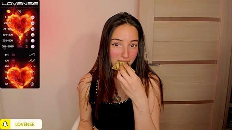 AishaGold webcam model stream image