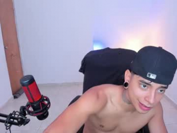 saenz_hotx webcam model stream image