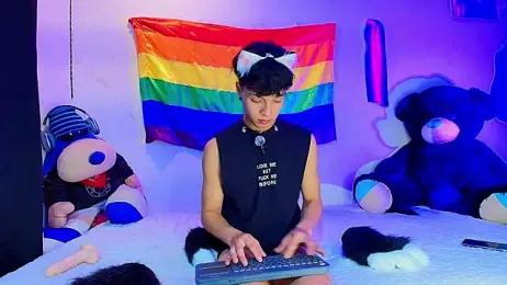 twink_sebas_ webcam model stream image