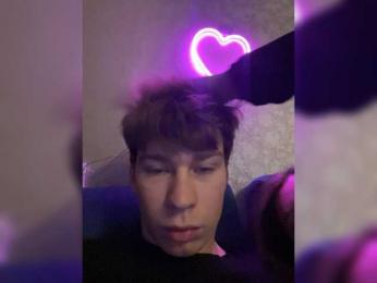 Kitty-Puppy webcam bongacams model stream image