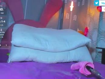 sam_naughty18 webcam model stream image