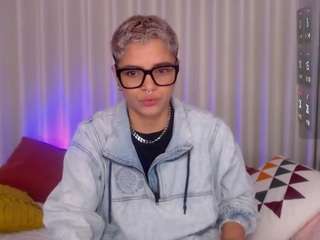 isabellamout webcam model stream image