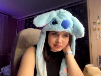 CANDY-LIPS-GIRL webcam bongacams model stream image