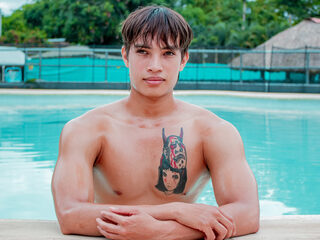 Kenshi Roa webcam model stream image