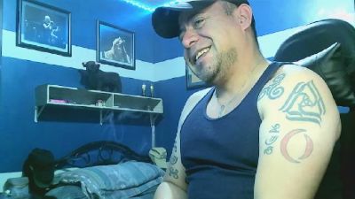 ll_cold_ll webcam model stream image