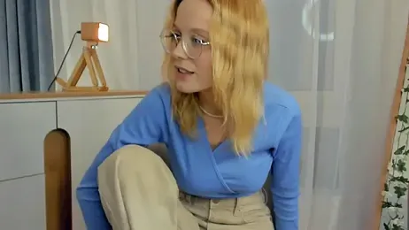 EdlinCure webcam model stream image