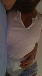 Savannah8888 webcam model stream image