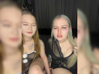 DoollSin webcam model stream image